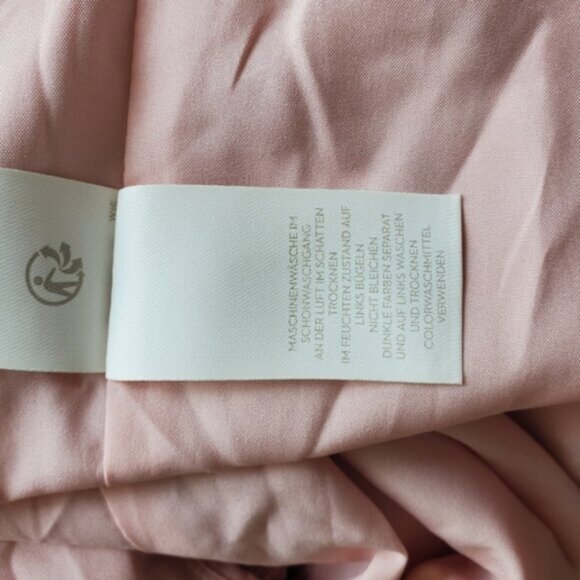 Boden Boho Jamie Chalky Pink Daisy Field Top Size 4 - Picture 11 of 12